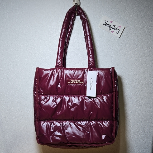 Marc Jacobs Handbags - Marc Jacobs Perfect Puffer Tote